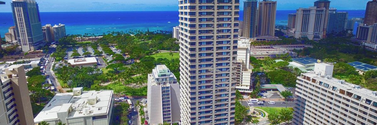 Holiday Inn Express Waikiki***