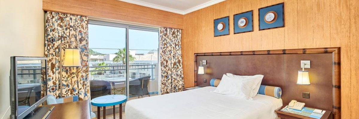 Grande Real Santa Eulalia Resort & Hotel Spa****+
