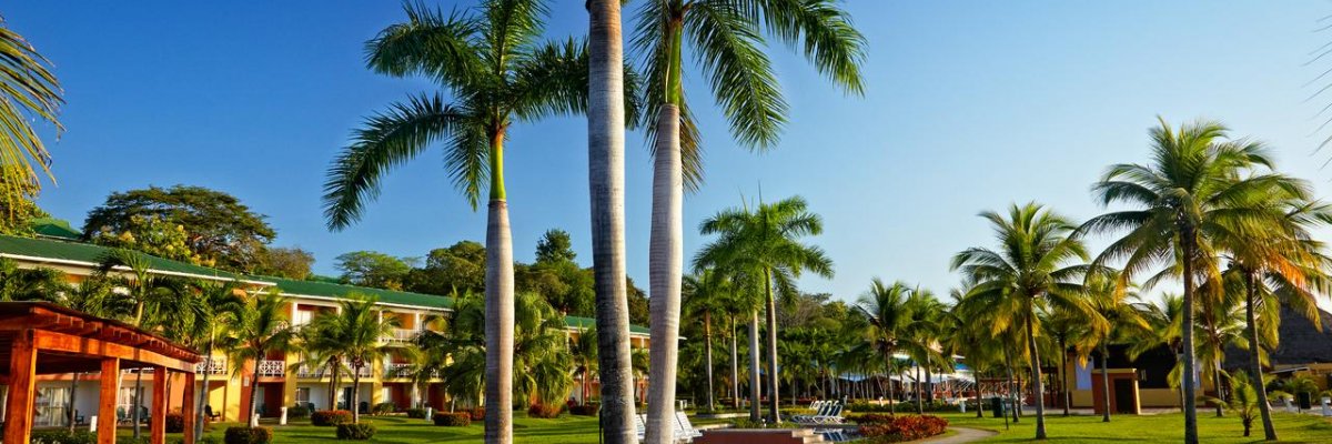 Royal Decameron Golf Beach Resort & Villas****